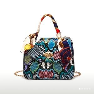 👛✨ Gorgeous Snake Skin Pattern Satchel Bag with Scarf Decor - Stand Out